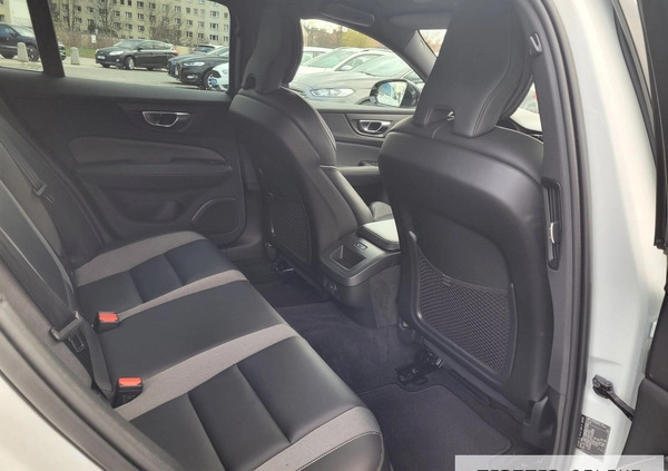 Volvo V60 cena 227777 przebieg: 15000, rok produkcji 2023 z Siedliszcze małe 497